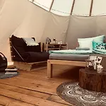 Glamping Nad Meandry Unhošť