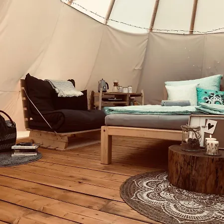 Glamping Nad Meandry Unhost