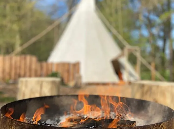 Glamping Nad Meandry * Unhošť