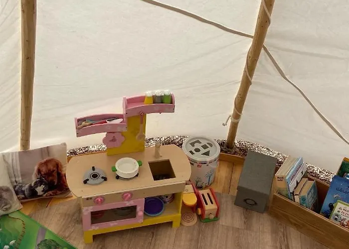 Glamping Nad Meandry * Unhošť